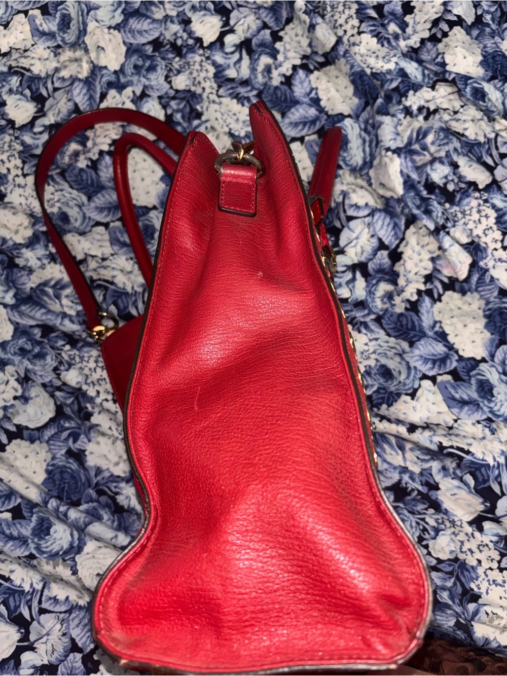 Michael Kors Red Studded Leather Tote Bag with Shoulder Strap - Picture 5 of 12